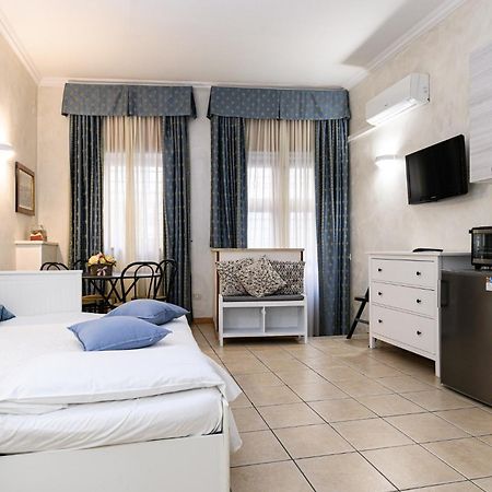 Apartment Julia Guesthouse Rome Exterior photo