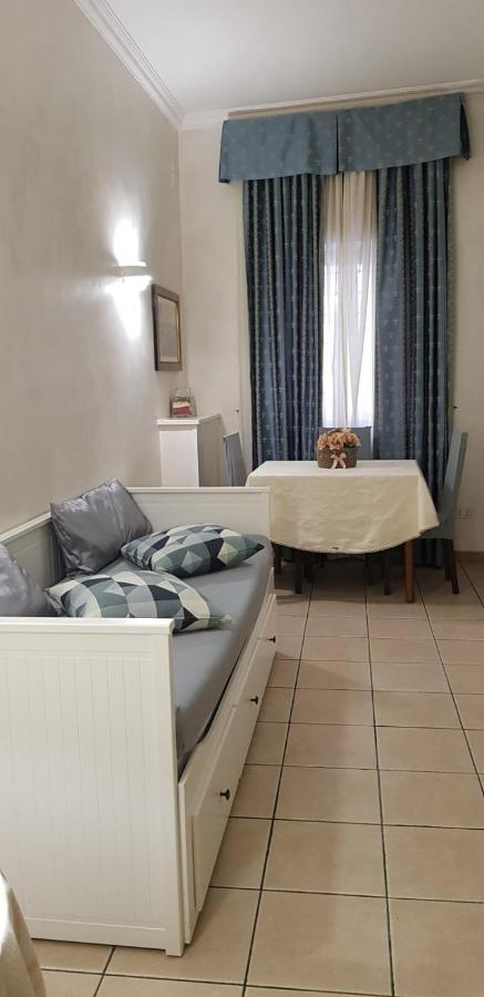 Apartment Julia Guesthouse Rome Exterior photo